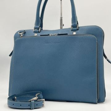 【未使用級】FERRAGAMO フェラガモ リバイバル ビジネスバッグ レザーブリーフケース ショルダーバッグ 2way 通勤 A4 メンズ ライトブルー