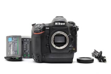 ★美品★ Nikon ニコン D4S ボディ デジタル一眼レフカメラ フラッグシップ機 #3757