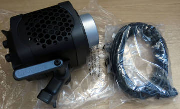 ☆★バイカラーCOB(LED)ビデオライト amaran Halo 300x (新古品相当美品)★☆