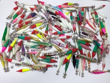 (管46455)大量 スッテ 150点セット ヤマシタ DUEL ヨーズリ 他 イカメタル ケンサキイカ マイカ 浮きスッテ 船イカ