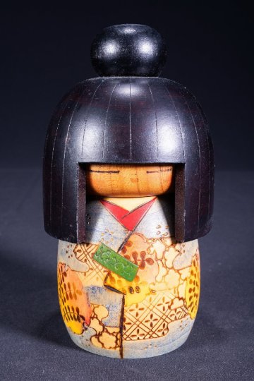 【珍品堂】1円から こけし 高見沢 一夫 在銘 Kazuo 創作 こけし 日本人形 名匠 伝統工芸品 時代物 骨董品 古美術 H16cm M-A40X-KW4