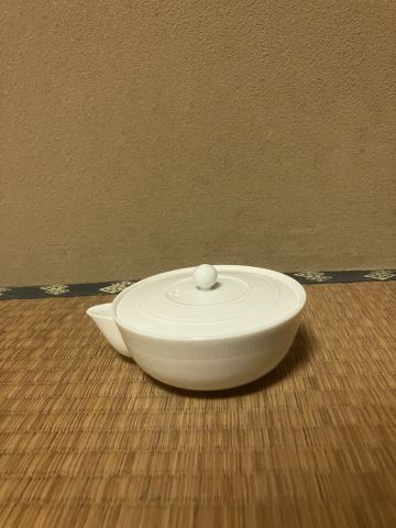 【人間国宝 井上萬二】白磁 宝瓶 共箱付 有田焼 茶器
