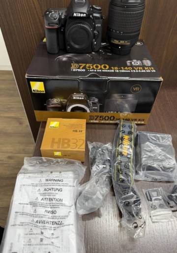 超美品 Nikon ニコン D7500 AF-S DX NIKKOR 18-140mm 1:3.5-5.6 G ED VR デジタル一眼レフカメラ カメラ