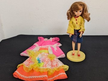 （31）.超希少！！ タカラ（約21cm）初代リカちゃん ヘソドット有り タグ付服2着付属