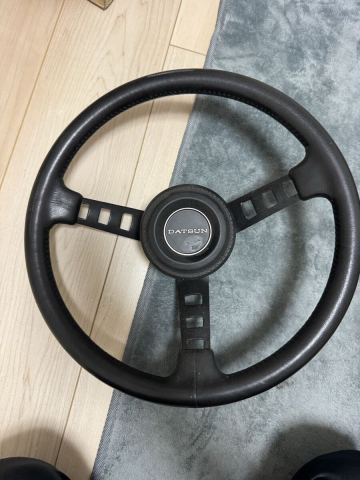 DATSUNコンペハンドル 旧車 ダットサン 当時物 ステアリング コンペハンドル ハコスカ ケンメリ ヨンメリ 旧車 絶版 