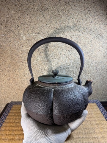 金寿堂　雨宮　瓜形　 岩肌 明治時代 鉄瓶 煎茶道具