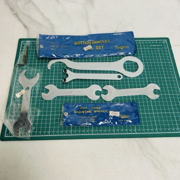 Sugino スギノ 特殊工具セット BB工具 コーンレンチ ヴィンテージ 日本製　自転車工具　純正袋付き