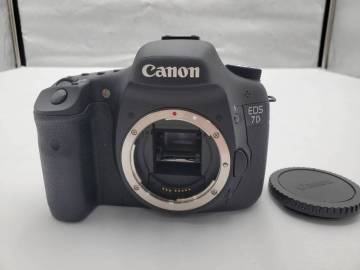 CANON EOS 7D デジタル一眼レフ カメラ ボディ 本体のみ 動作品 キャノン