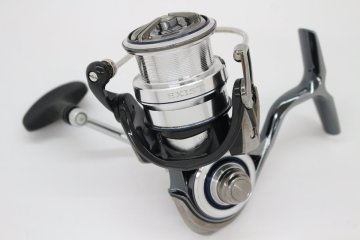 ◆ダイワ 18 イグジスト LT2500-XH DAIWA EXIST 【1円スタート】【中古】◆
