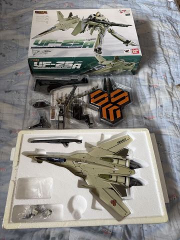 ジャンク DX超合金 VF-25A メサイアバルキリー 一般機 GE-62 マクロスF サヨナラノツバサ