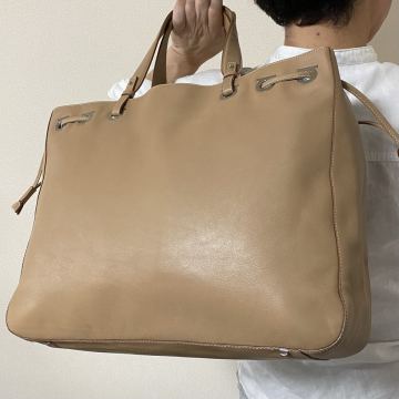 未使用級●特大!大容量●フェラガモ Salvatore Ferragamo ガンチーニ メンズ トートバッグ ビジネス 肩掛け A4収納 レザー 本革 入手困難◎