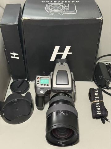 美品 ハッセルブラッド HASSELBLAD H3DⅡ-39+HC 50-110mm/3.5-4.5 元箱　充電器　バッテリー