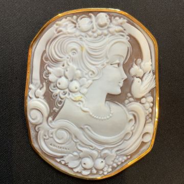 (a) ブローチ カメオb シェルカメオ K18 750 18金 イエローゴールド 横顔 女性 総重量約16.00g 