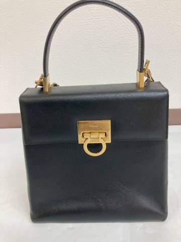 Salvatore Ferragamo フェラガモ ガンチーニ ハンドバッグ ブラック ゴールド金具 ショルダーバッグ 手提げかばん レディース