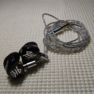 JH AUDIO Layla custom & WAGNUS NUCLEON 4.4mm 5極 JH7pin type ケーブル自力補修 カスタムIEM 有線イヤホン リケーブルイヤホン ライラ