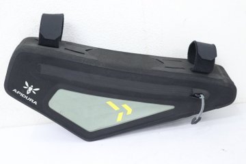 ▲APIDURA アピデュラ バックカントリーフレームパック フレームバッグ