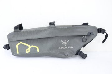 ▲APIDURA アピデュラ エクスペディション・フレームパック フレームバッグ