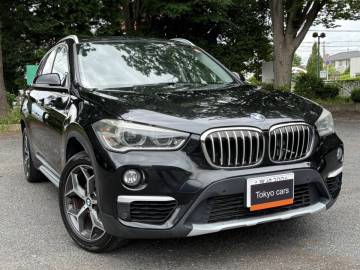 タ-ボクリ-ンディ-ゼル4WD★H29年BMWX1xDrive18dxライン【地デジTV/革シート調/HUD/パワ-バックドア/コンフォ-トアクセス/ETC】アルミ
