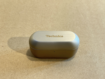 ケースのみ 動作未確認 Technics テクニクス EAH-AZ100 ワイヤレスイヤホン用 充電ケース その15 ゴールド 現状渡し