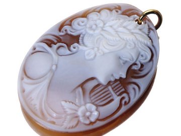 1円～【ジュエリー極】作家品 サイン刻印有 ハープと女性 天然シェルカメオ 高級ゴールドメッキペンダントヘッド w6508-m【送料無料】