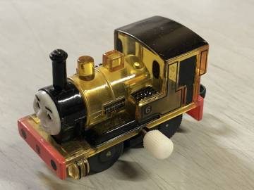 ガチャ　きかんしゃトーマス NO.82　クリア　ダンカン　2004