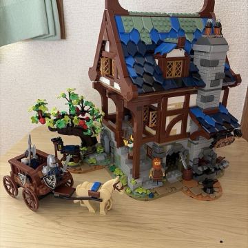 【1円〜】レゴ LEGO 21325 中世の鍛冶屋 組立済み