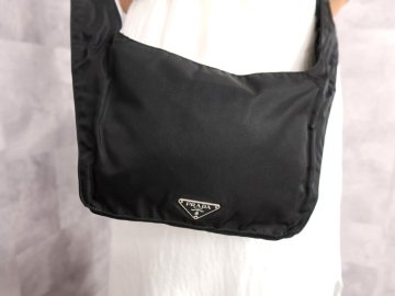 ●超美品●PRADA プラダ●三角ロゴプレート●ポコノ ナイロン カーフ レザー 本革●ショルダー バッグ●黒●SV金具●イタリア製●Js68431