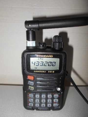 ＶＸ－6●144/430MHｚ　★広帯域受信改造済！ＡＮＴ、2本、取説付き！