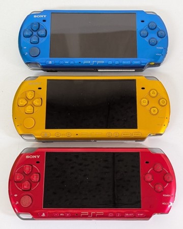 【K1381-5】 SONY PSP PSP-3000 本体 3点セット バイブラントブルー ブライトイエロー ラディアントレッド ソニー まとめ 通電OK