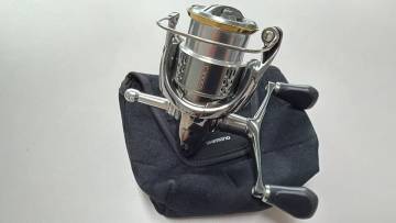 シマノ ステラ C3000SDH 04130 ダブルハンドル SHIMANO STELLA 動作良好 SHIMANO スピニングリール 美品