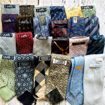 ブランド　ネクタイ 大量 まとめ売り 約300本 ブランド エルメス GUCCI VERSACE Burberrys Dior CELINE YSL ARMANI FENDI LANVIN メンズ