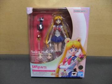 S.H.フィギュアーツ 美少女戦士セーラームーン R セーラームーン -Crystal Star Compact Edition-　　＜＞＜＞