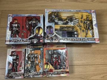 スーパーライダーヒーローシリーズ　仮面ライダー５５５（ファイズ）　セット（未開封）