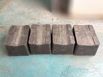 15251 中古 リフトアタッチメント 4個セット 1台分 ビシャモン スギヤス リフトパッド 受け台 ゴムブロック サイドシル 自動車整備機械工具