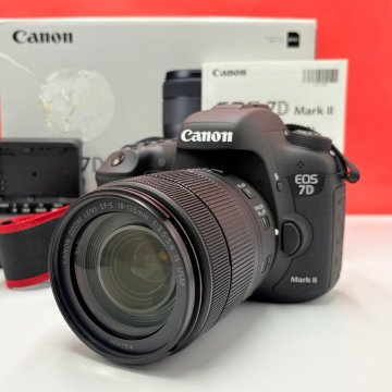 T07 防湿庫保管品 Canon EOS 7D EF-S 18-135mm F3.5-5.6 IS USM デジタル一眼レフカメラ 元箱 動作品 1円スタート キャノン