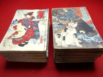d589● 国芳　仮名読み八犬伝　初編～31編揃い　状態良好　小虫損　検）合巻　草双紙　読本　浮世絵　妖怪和本 古書古文書