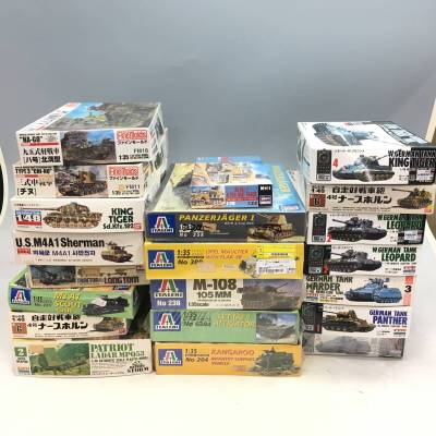 ○2057951-6 【ミリタリー 軍用車 戦車 系】プラモデル 大量 まとめ 15点以上 ＜ヨンパチ　他＞【中古、長期保管の買取品 現状品】