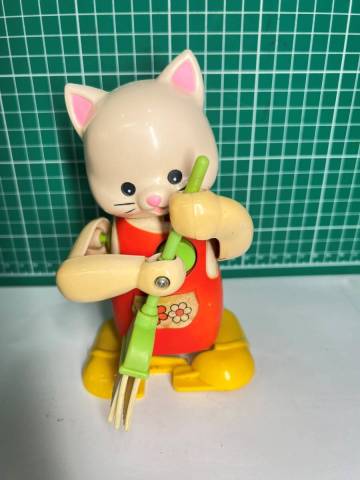 猫　掃除ゼンマイ玩具　/　アンティーク　ビンテージ　キャラクター