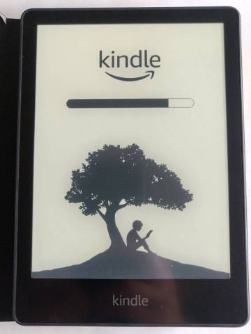 美品Amazon Kindle Paperwhite 第11世代 8G 広告なし 純正カバー付 送料無料