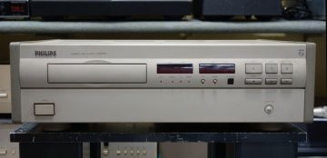 Philips LHH500R フィリップス 読み込み再生OK。クランパー、トレーNG　ジャンク品