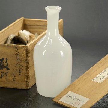 YC666【兵庫県の図書館や博物館の館長を歴任された歴史研究家遺族委託品】民藝の浜田庄司が持ていた白濁ガラス徳利　珍品