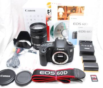 【新品級の超美品 2000ショット・豪華セット】Canon キヤノン EOS 60D EF-S 18-200mm F3.5-5.6 IS