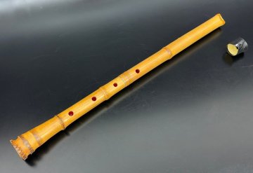 【江】高級和楽器 匠山 尺八 銀三線 全長約65.5㎝ 在銘 古美術品(縦笛木管楽器民謡箏曲長唄伝統音楽)XZ2791 OTahkx CTDBqxan