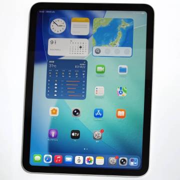 (使用回数少) Apple iPad (第11世代) (A16) (11インチ) シルバー 128GB 2025年春モデル MD3Y4J/A Wi-Fiモデル バッテリー最大容量100％