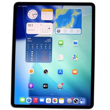 (使用回数少) Apple iPad Air 13インチ (M3) (2025年春モデル) スターライト 128GB MCNK4KH/A Wi-Fiモデル バッテリー最大容量100％