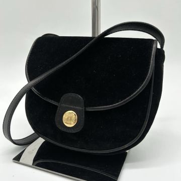 １円 ◆美品◆ CELINE セリーヌ ショルダーバッグ ポシェット ゴールド金具 トリオンフ スエードレザー ブラック 黒 斜め掛け クロスボディ