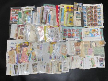1円～【F】【大量】外国切手 総重量約2.8kg シート バラ ディズニー 昆虫 鉄道 仏像 アジア 東南アジア 他 まとめ★flok/4649★ee7694