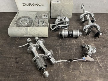未使用品！シマノ SHIMANO DURA-ACE デュラエース 7700系 コンポーネント BB-7700 BR-7700 CS-7700 FD-7700 RD-7700 HB-7700 FH-7700