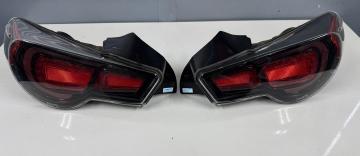 ☆売り切り☆ZN6/ZC6 トヨタ86　14Ｒ　限定車　 TOMS テールライト 2本セット G GT GTリミテッド 美品。人気商品