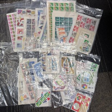 【彦】切手おまとめ 額面98000円 日本切手 郵便切手 切手バラ 切手シート 記念切手 お年玉切手 額面仕分け済 【4690～5235MS】H06　